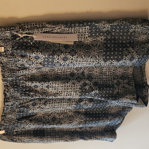 Jane and Delancey Shorts Womens Size 2X Blue Handkerchief Bandana Flowy Pockets - Picture 4 of 10